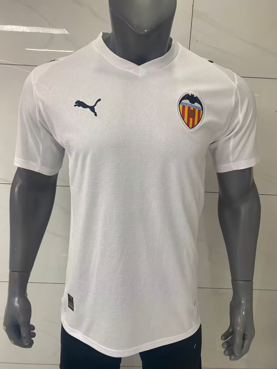 25/26 Valencia home S-XXL | album | High-Quality Soccer jerseys, NBA jerseys | Supplier Product Catalog