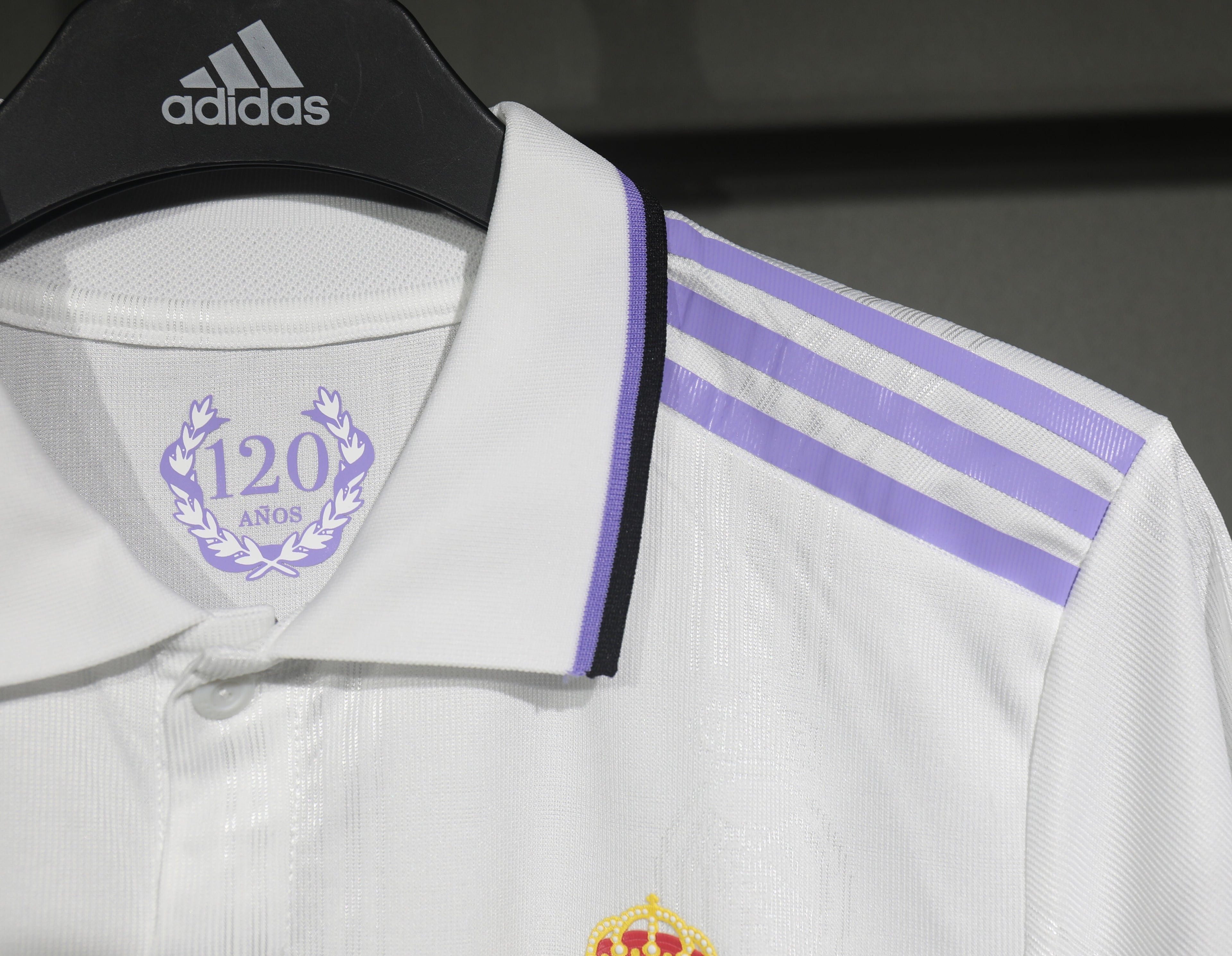 Retro 2022/23 Real Madrid Home Player Edition S-3XL | album | High-Quality Soccer jerseys, NBA jerseys | Supplier Product Catalog