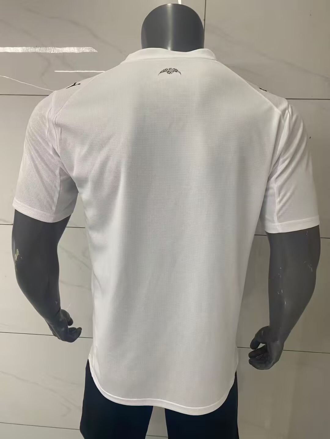 25/26 Valencia home S-XXL | album | High-Quality Soccer jerseys, NBA jerseys | Supplier Product Catalog